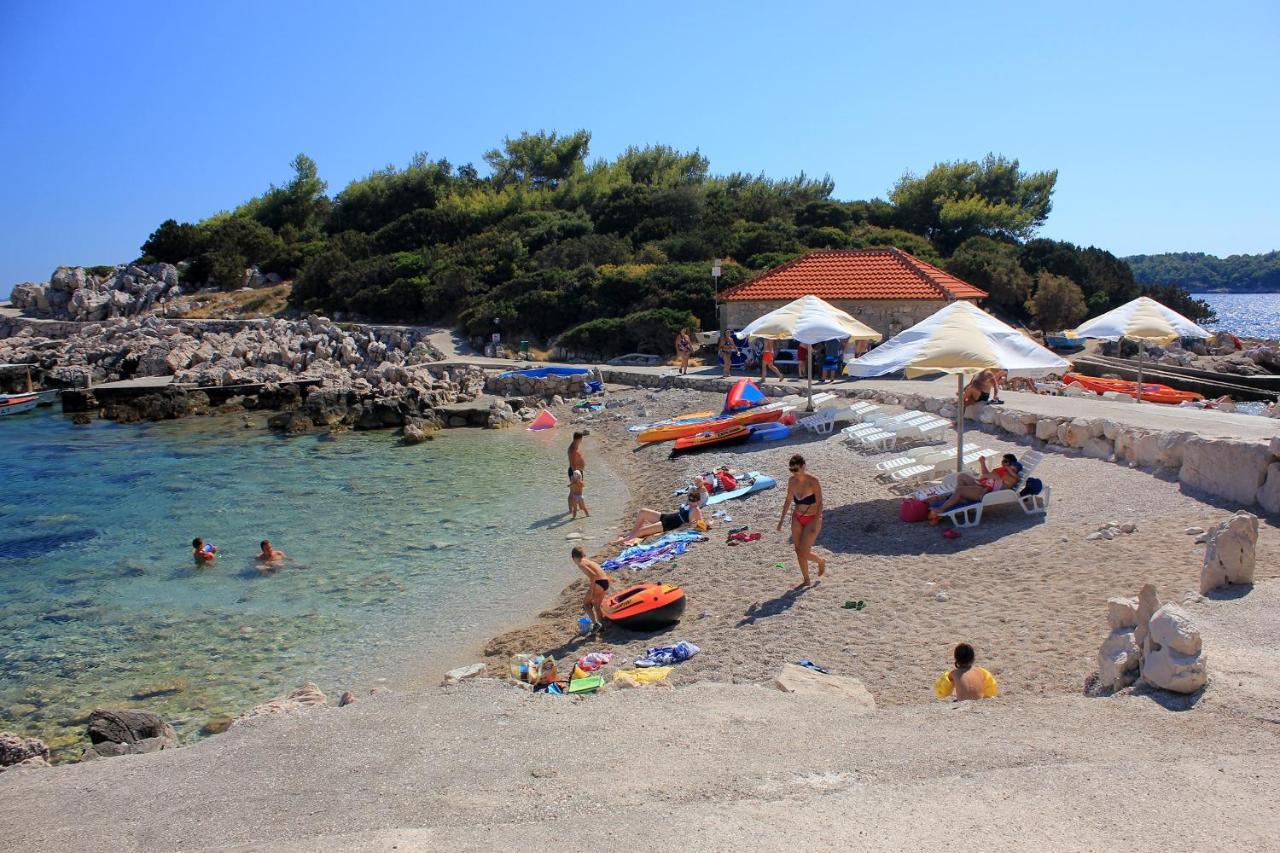 Apartments By The Sea Prizba, Korcula - 9255 Экстерьер фото