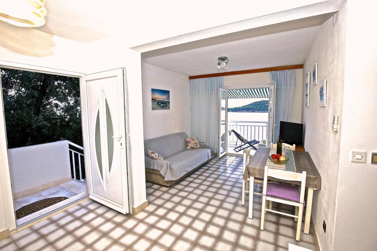 Apartments By The Sea Prizba, Korcula - 9255 Экстерьер фото