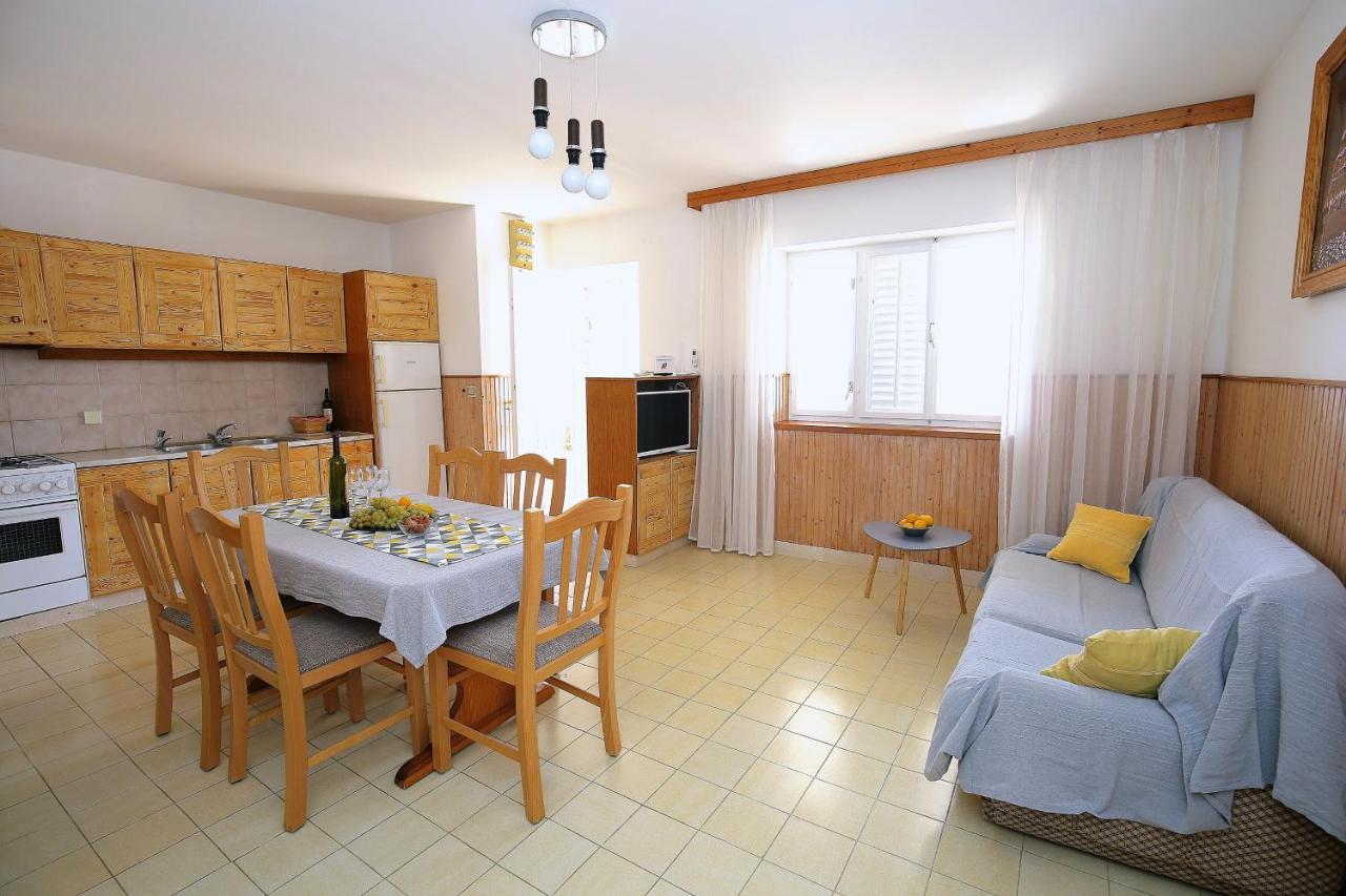 Apartments By The Sea Prizba, Korcula - 9255 Экстерьер фото