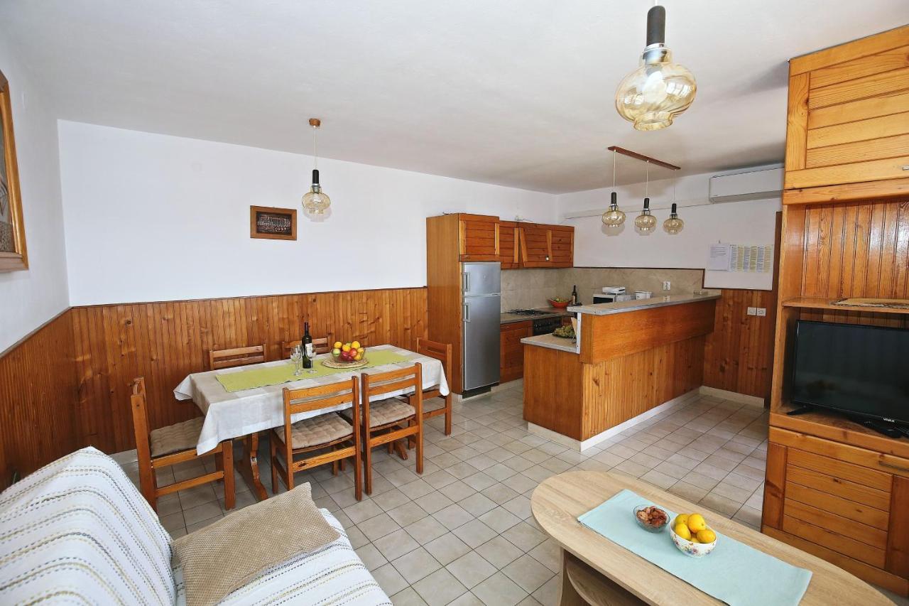 Apartments By The Sea Prizba, Korcula - 9255 Экстерьер фото