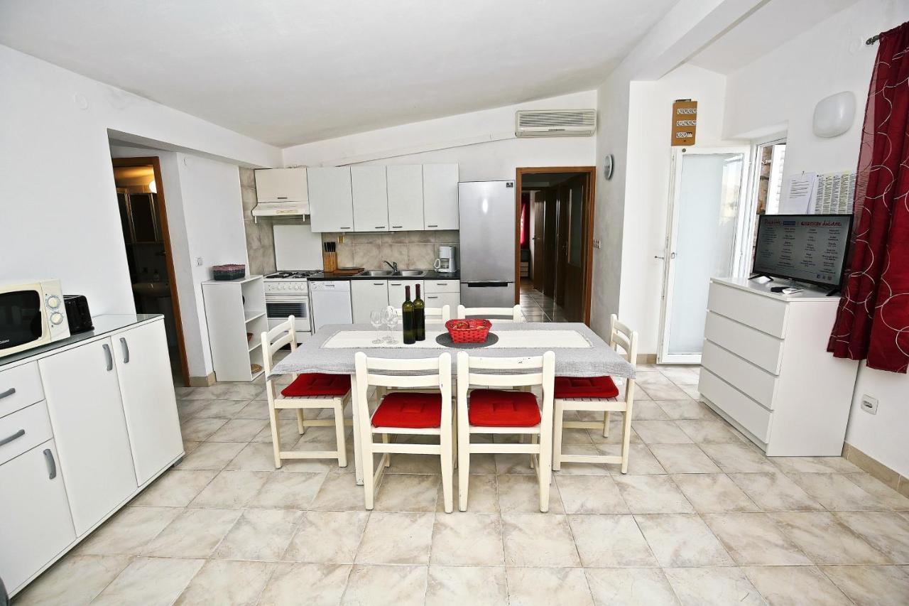 Apartments By The Sea Prizba, Korcula - 9255 Экстерьер фото