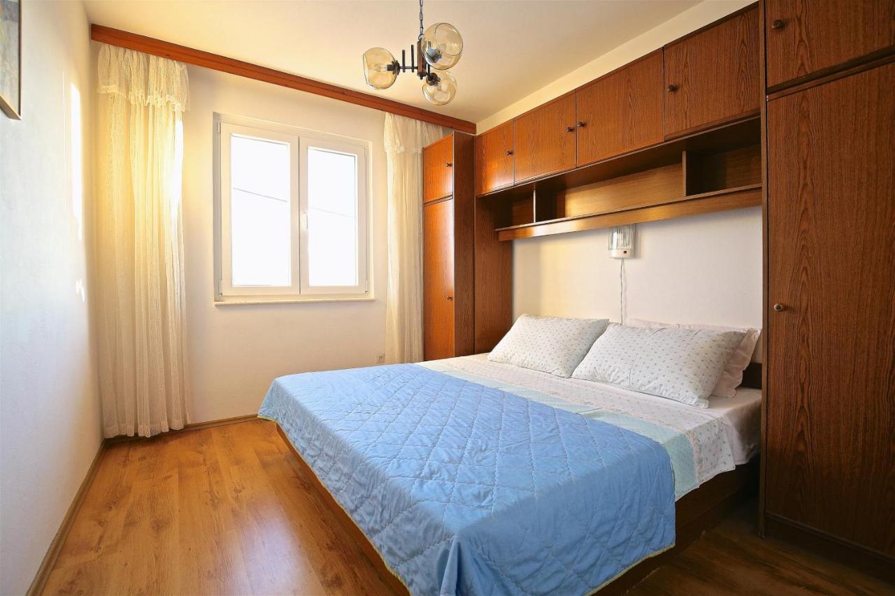 Apartments By The Sea Prizba, Korcula - 9255 Экстерьер фото
